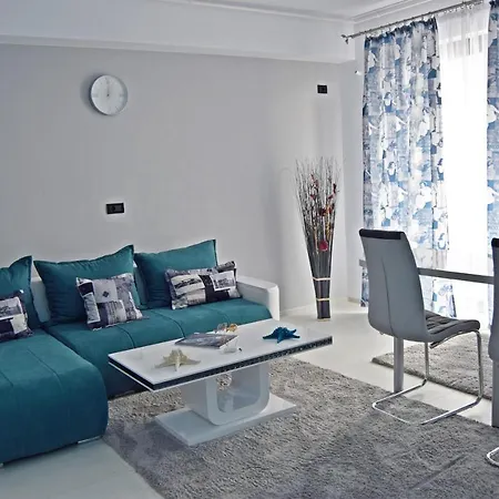 The Captain's House - Mamaia Nord Apartament *